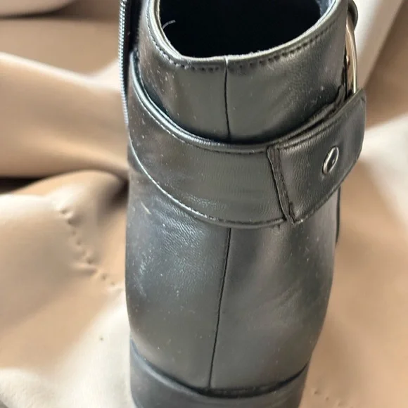 Alfani Black Leather Ankle Booties with Side Zip - Picture 4 of 10